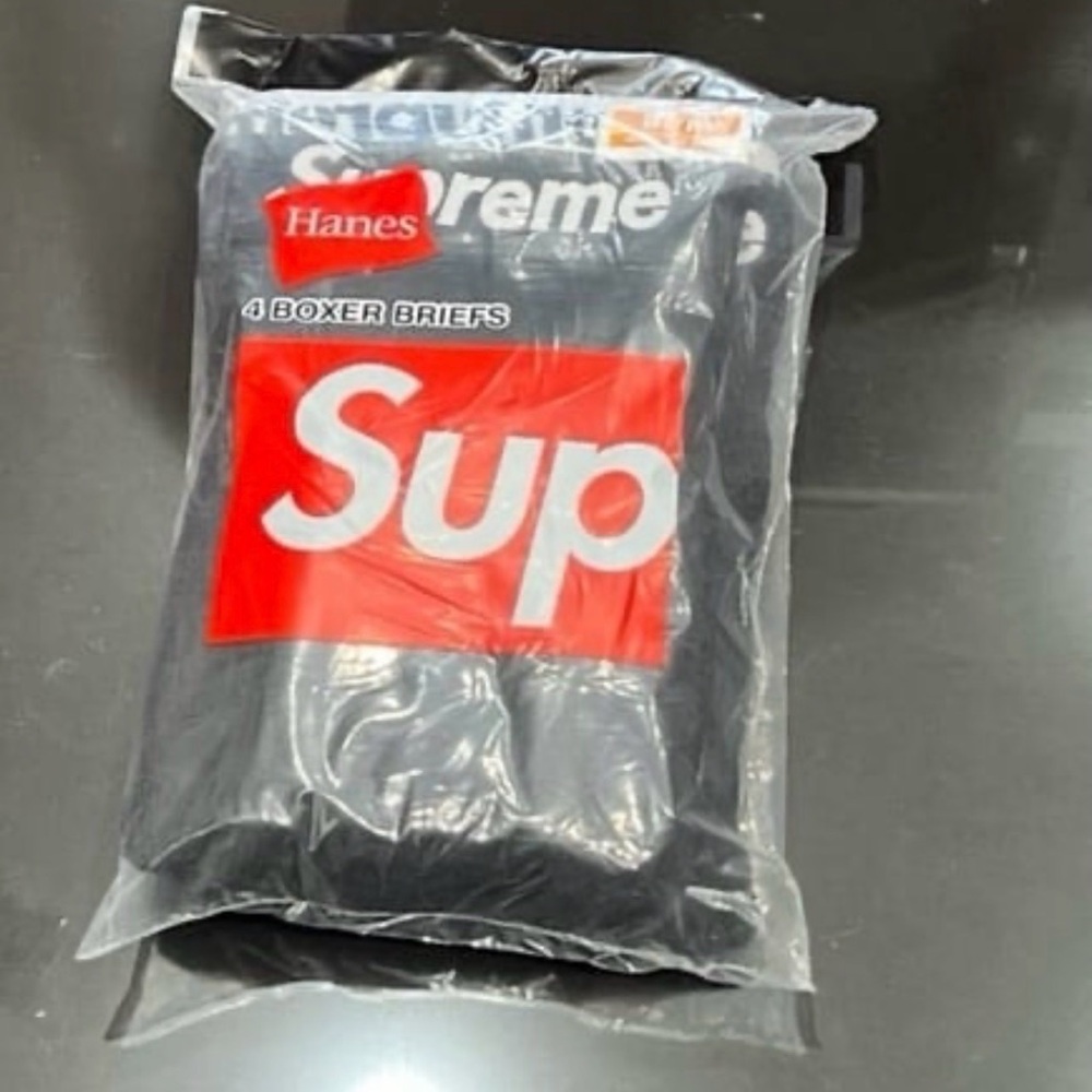Hanes Supreme Black Boxer Briefs - Pack of 4